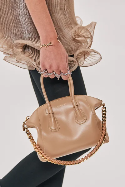 Look 47